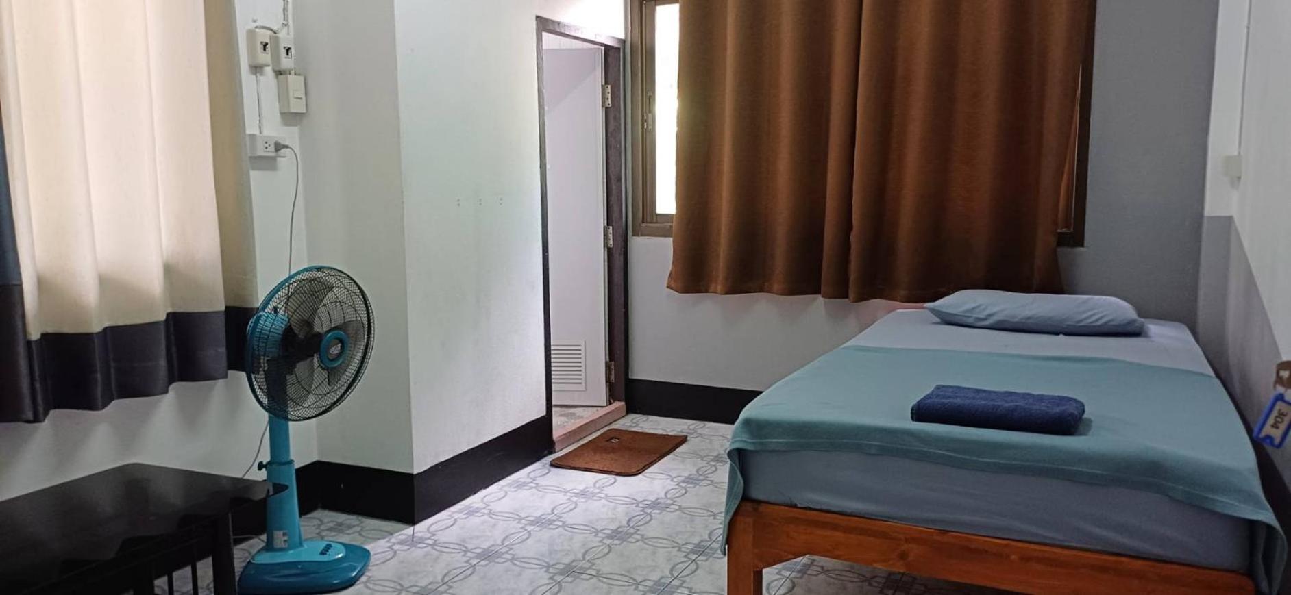 Satop Travelers Guesthouse Chiang Mai Eksteriør billede